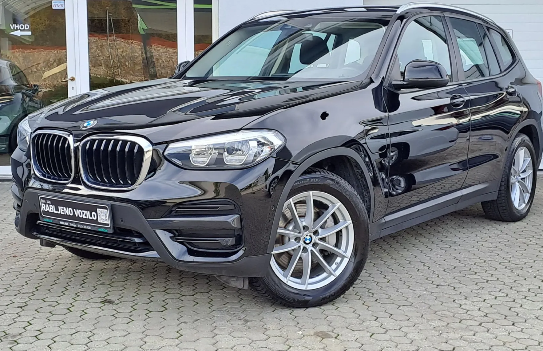 Zunanja slika - BMW X3 - serija : xDrive30e  AT - 1