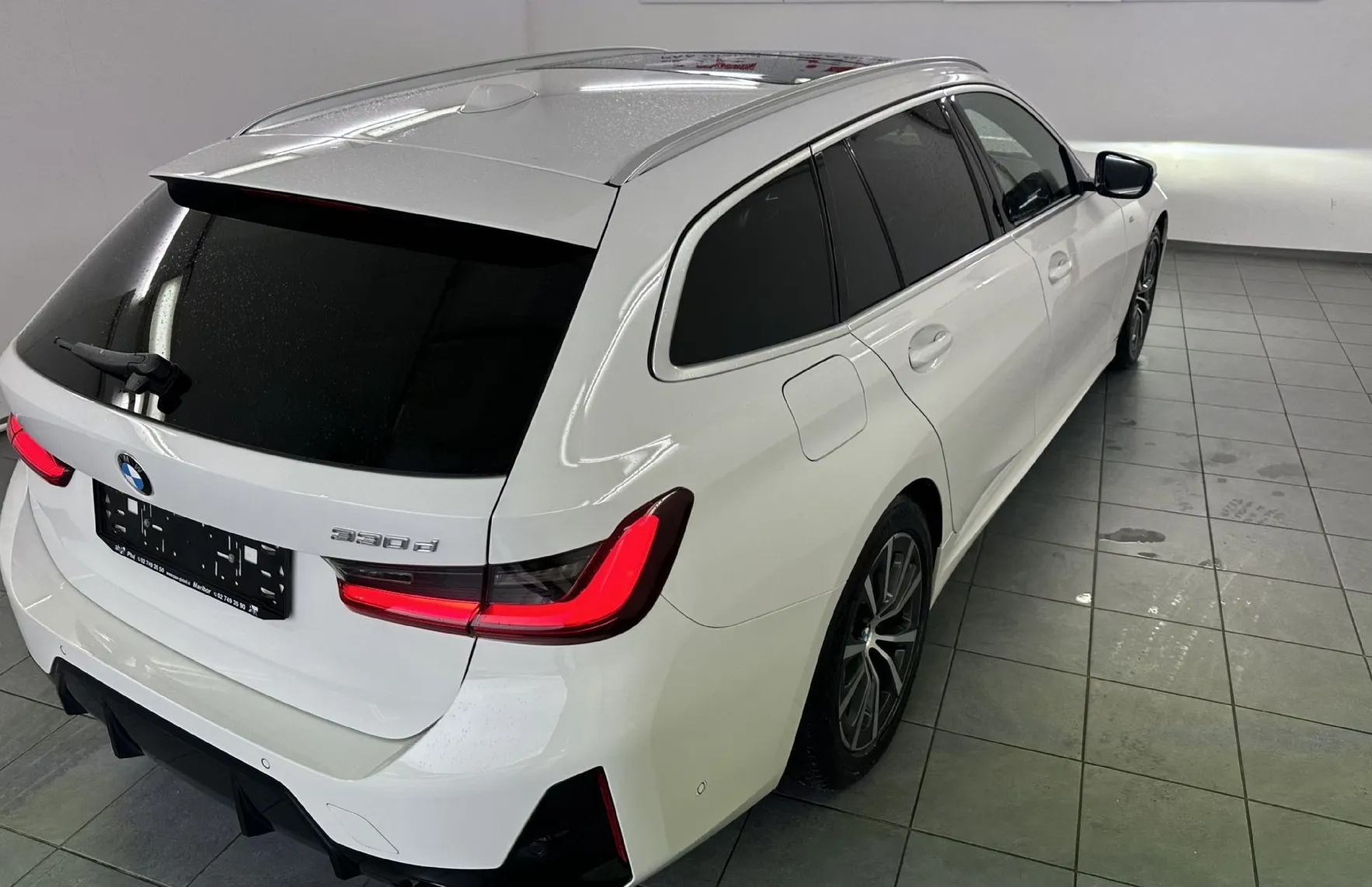 Zunanja slika - BMW Serija 3 - Touring: 330d Avt. M paket.KAMERA.USNJE.LED.SAMO 68.000 - 16