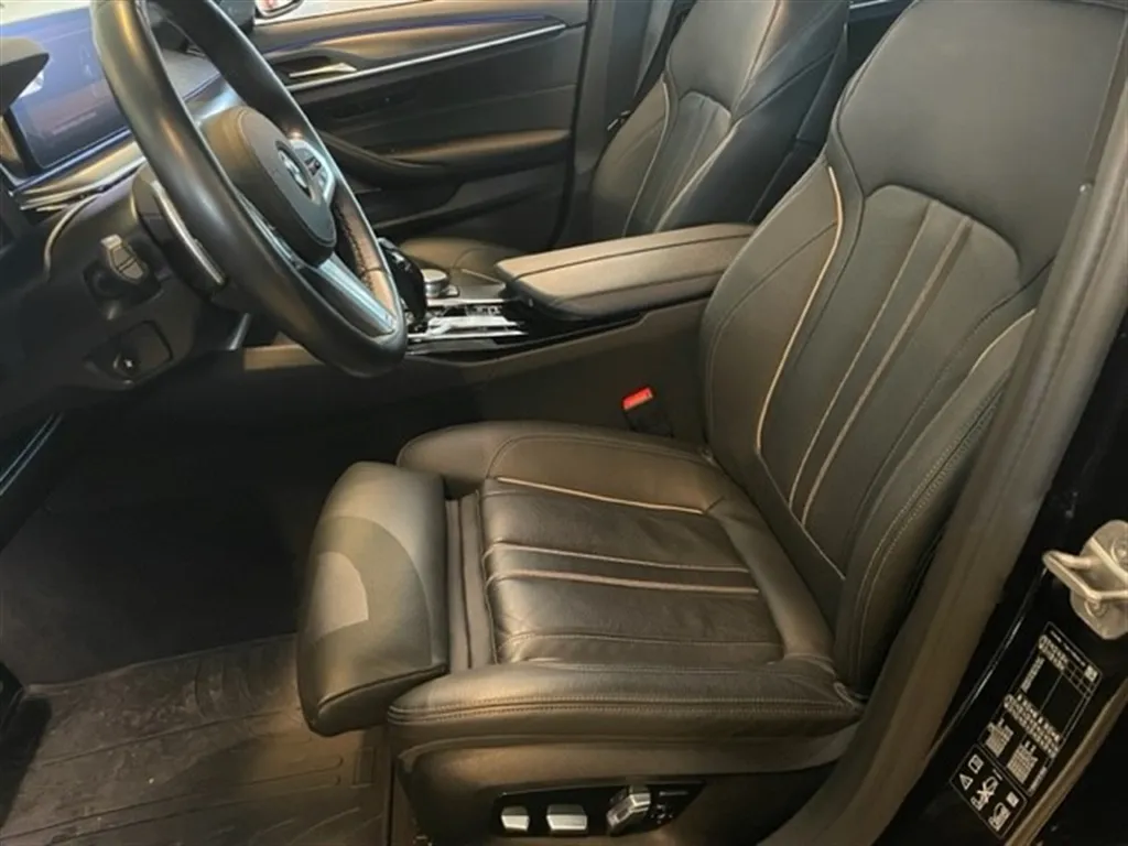Zunanja slika - BMW Serija 5 - 540d xDrive Touring - 5