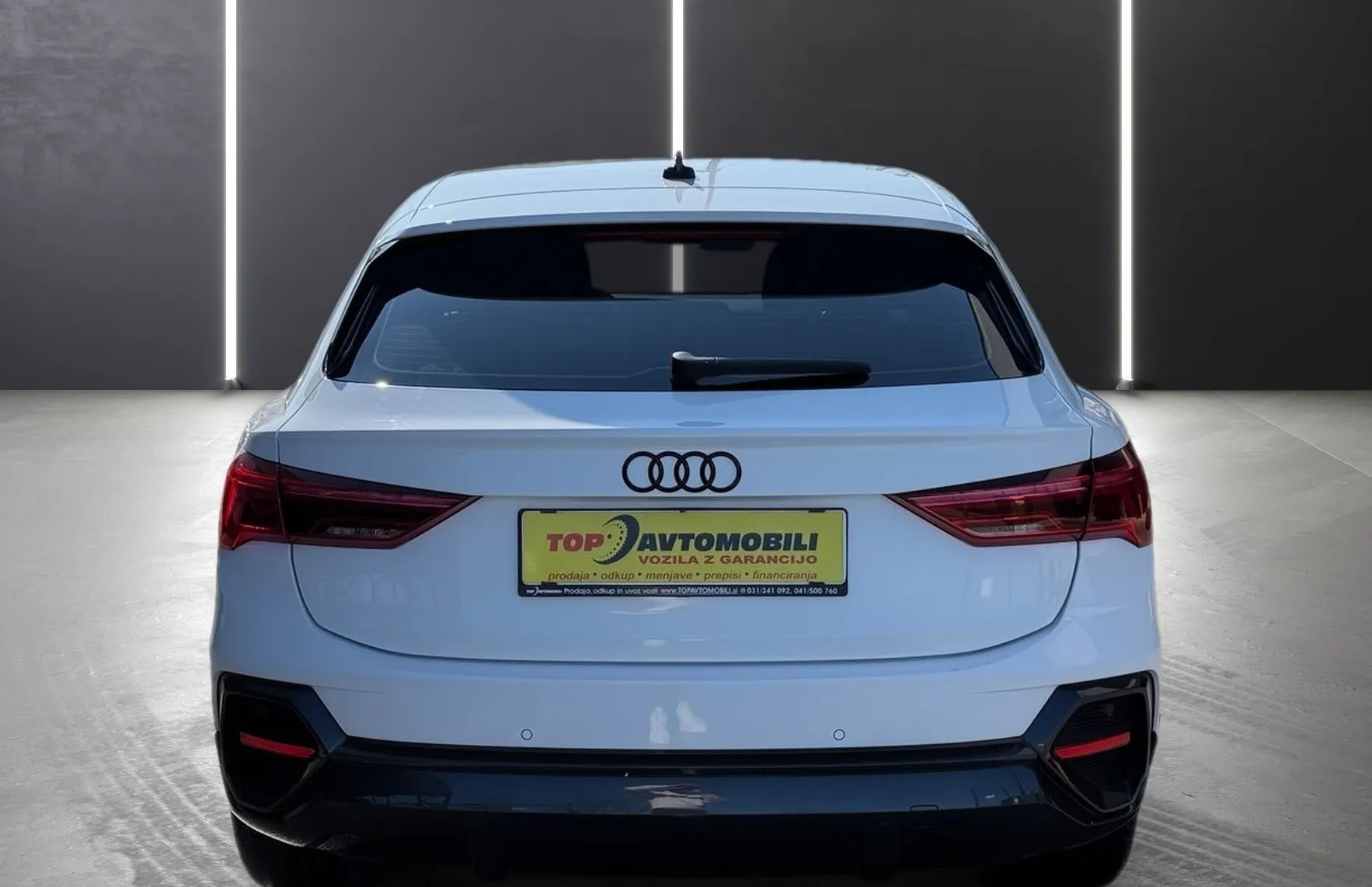 Zunanja slika - Audi Q3 - Sportback 35 TDI MATRIX LINE ASSIST PDC NAVI TEMPOMAT - 7