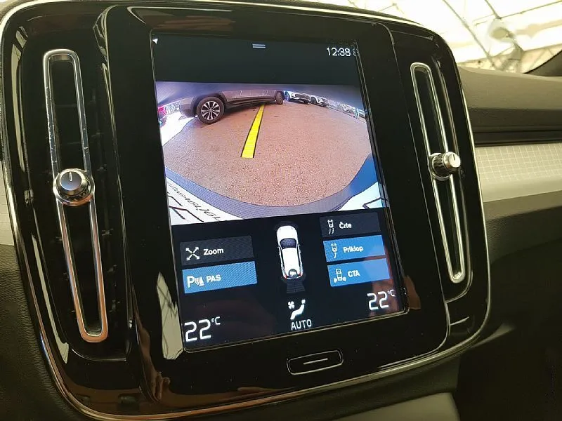 Zunanja slika - Volvo XC40 - T4 Recharge Twin Engine Inscription KAMERA PRIKLOP - 15