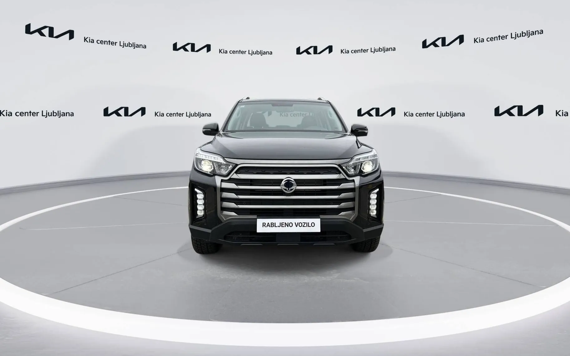 Zunanja slika - SsangYong Musso - Grand 2.2 XDi Ultimate 4WD AT... - 2