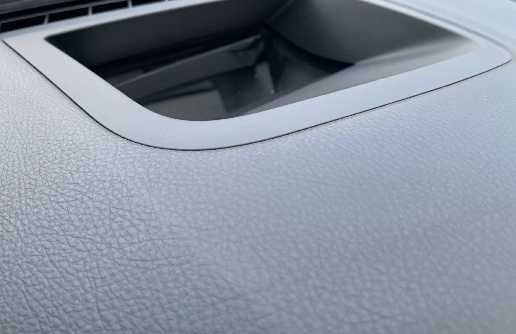 Zunanja slika - BMW Serija 5 - Touring: 520d-HEADUP-VIRTUAL-LANE-NAVI-RADAR-KAMERA-LED- - 19