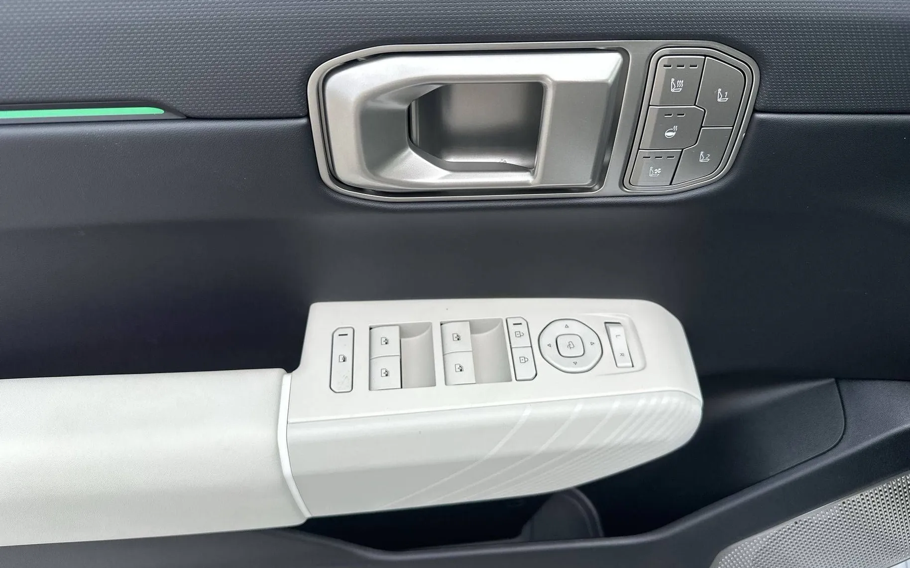 Notranja slika - KIA EV4 - GT-LINE 81.4 kWh bat.. 150 kW  204 KM - 13