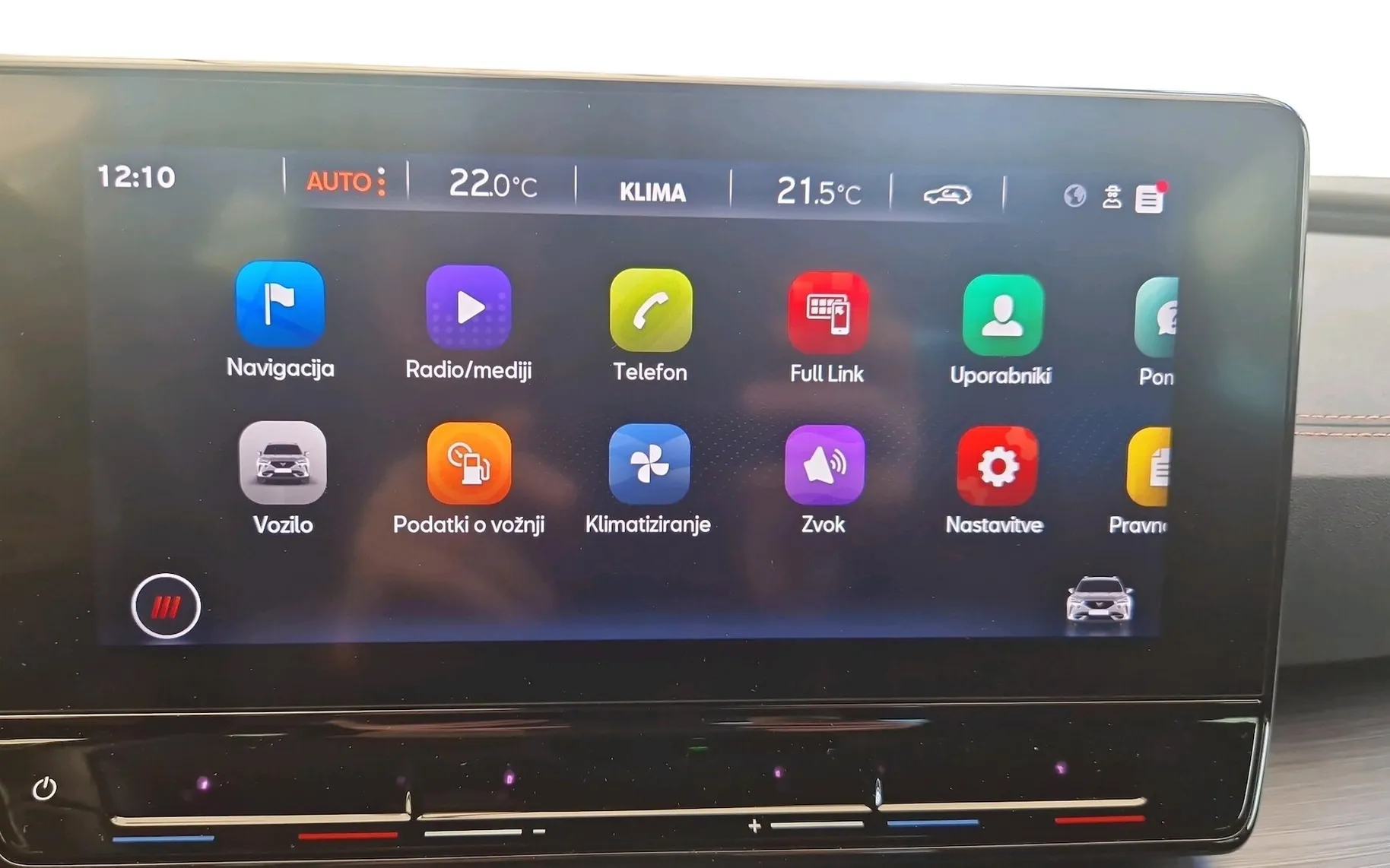 Zunanja slika - Cupra Formentor - 1.5 TSI-RADAR-LED-DAB-LINE-NAVI-KEYLESS-PDC... - 19