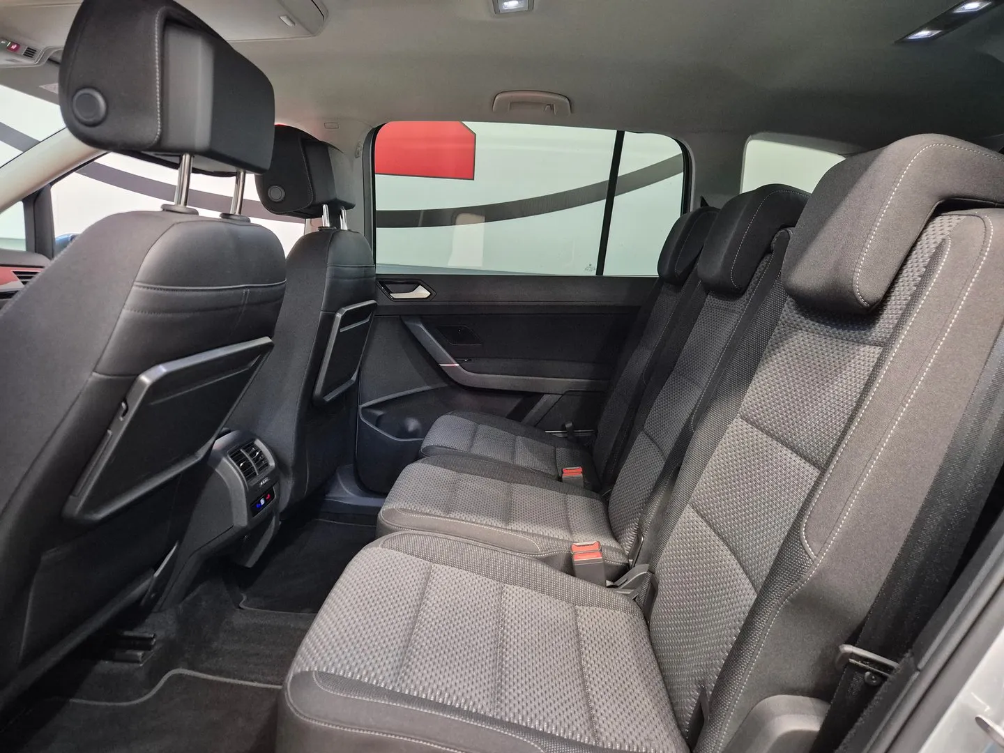 Zunanja slika - Volkswagen Touran - R-Line Edition 1.5 TSI DSG - 6