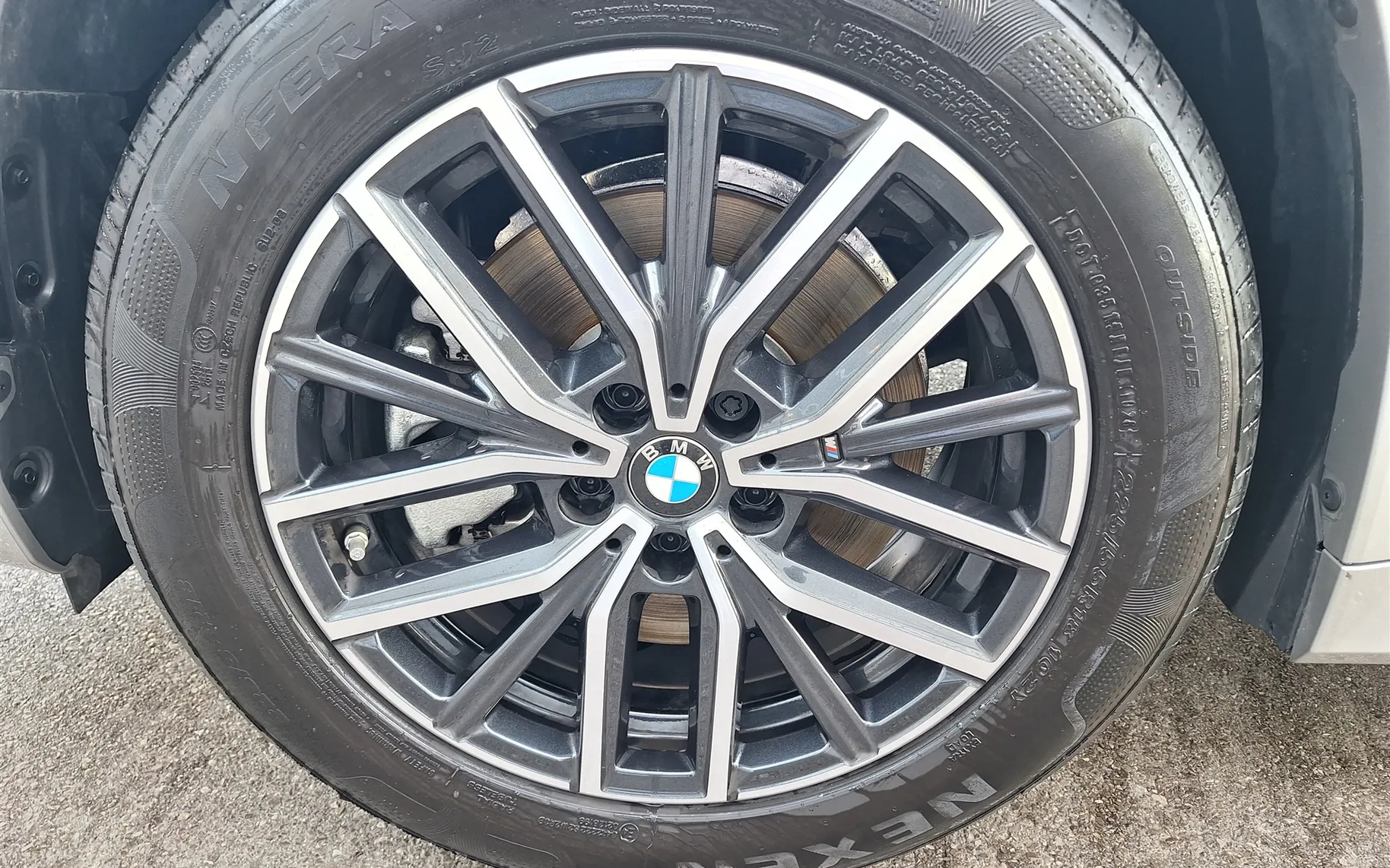 Zunanja slika - BMW X1 - xDrive30e - 4