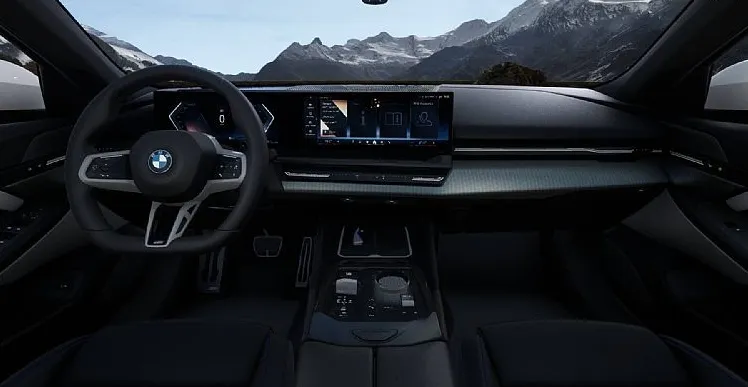 Zunanja slika - BMW Serija 5 - : 520i  AT  M SPORT POSEBNA PONUDBA NAROČILO - 4