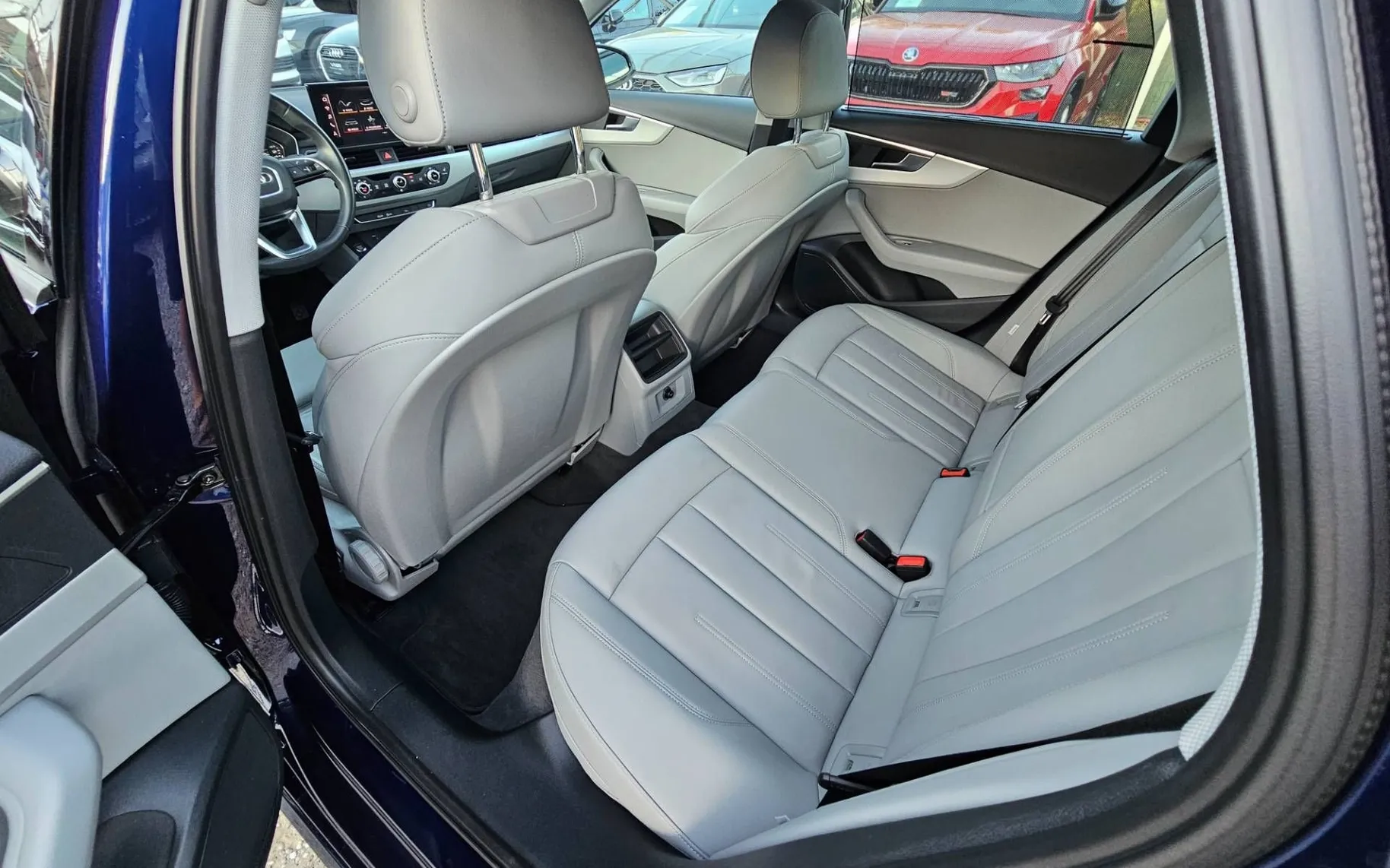 Notranja slika - Audi A4 Avant - TDI S line S tronic |LED|RADAR|ALU18|TOP| - 10