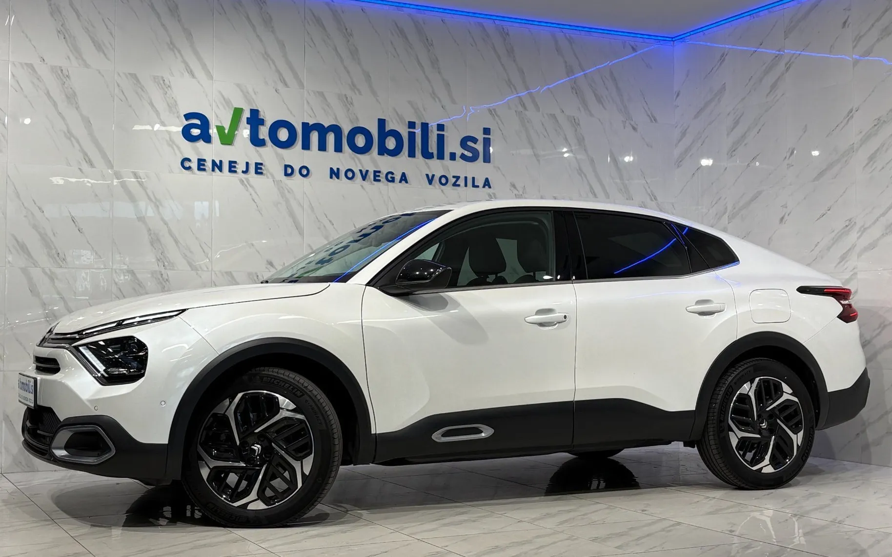 Zunanja slika - Citroën C4 X - 1.5 HDI |ACC|360Kamera|HUD|SLO|Garancija do 2027|. - 2