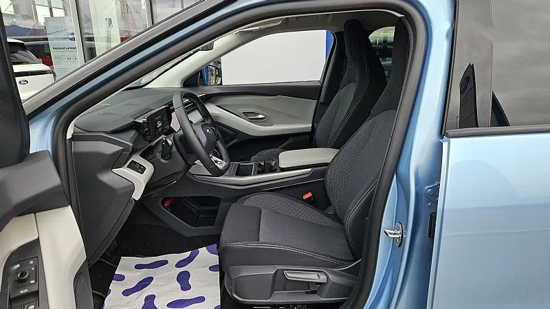 Zunanja slika - Ford Explorer EV - elektromotor 77 kWh 210 kW Select - 3