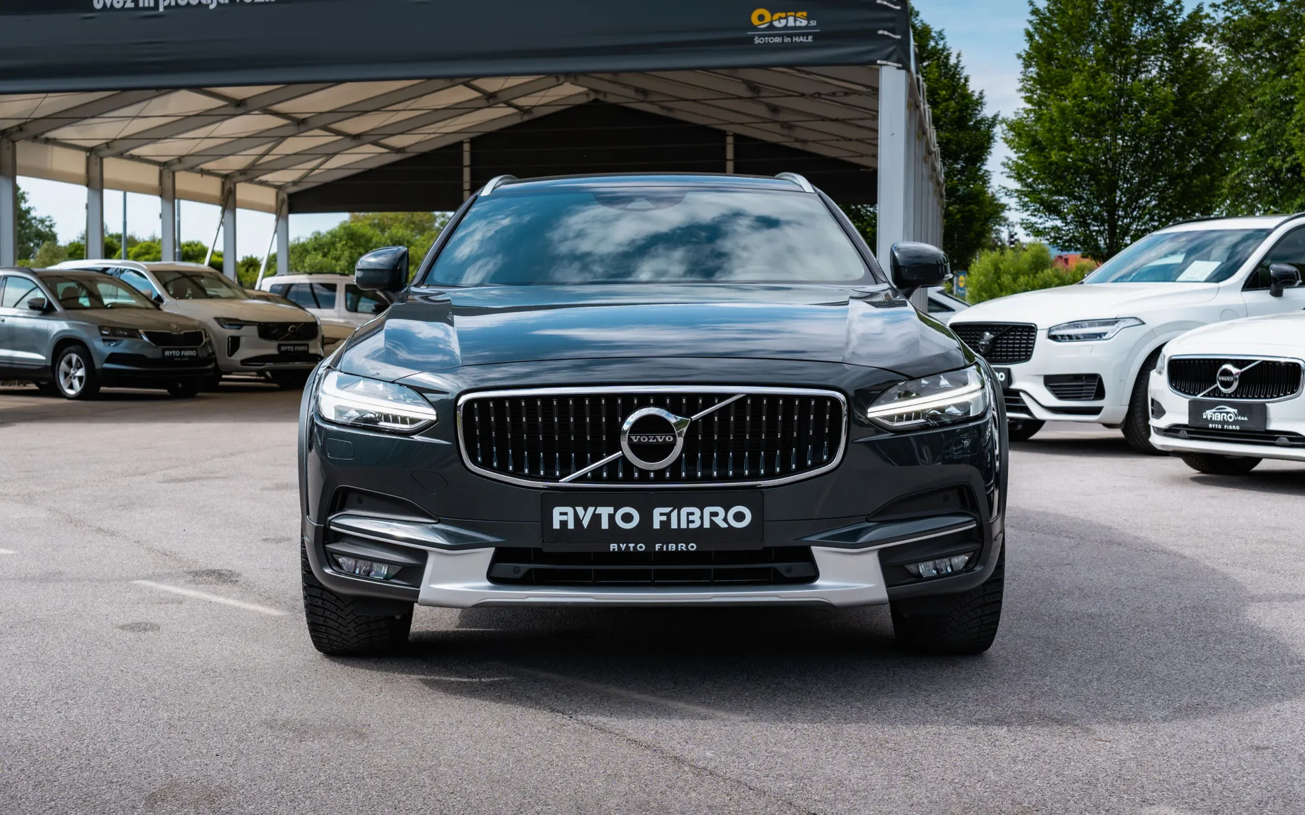 Zunanja slika - Volvo V90 - Cross Country D4 AWD Pro Avt. - 2
