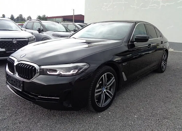 Zunanja slika - BMW Serija 5 - : 530e AUTOMATIC - MAX OPREMA -KASKO GRATIS - 1