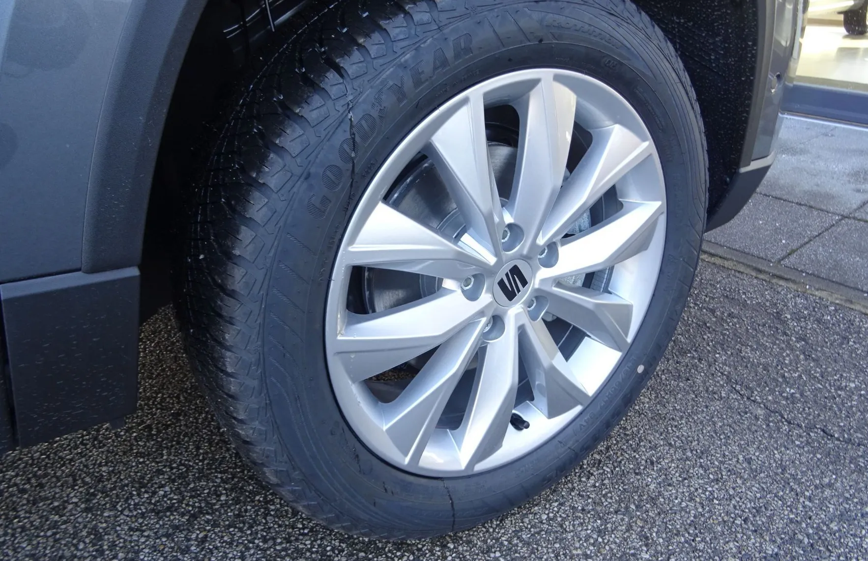 Zunanja slika - Seat Ateca - 1.5 TSI DSG 150KM  STYLE EDITION - VL. KLJUKA - - 6