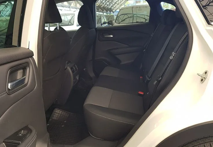 Zunanja slika - Nissan Qashqai - 1.3 DIG-T MHEV N-Connecta X-Tronic 1.LASTNIK - 9