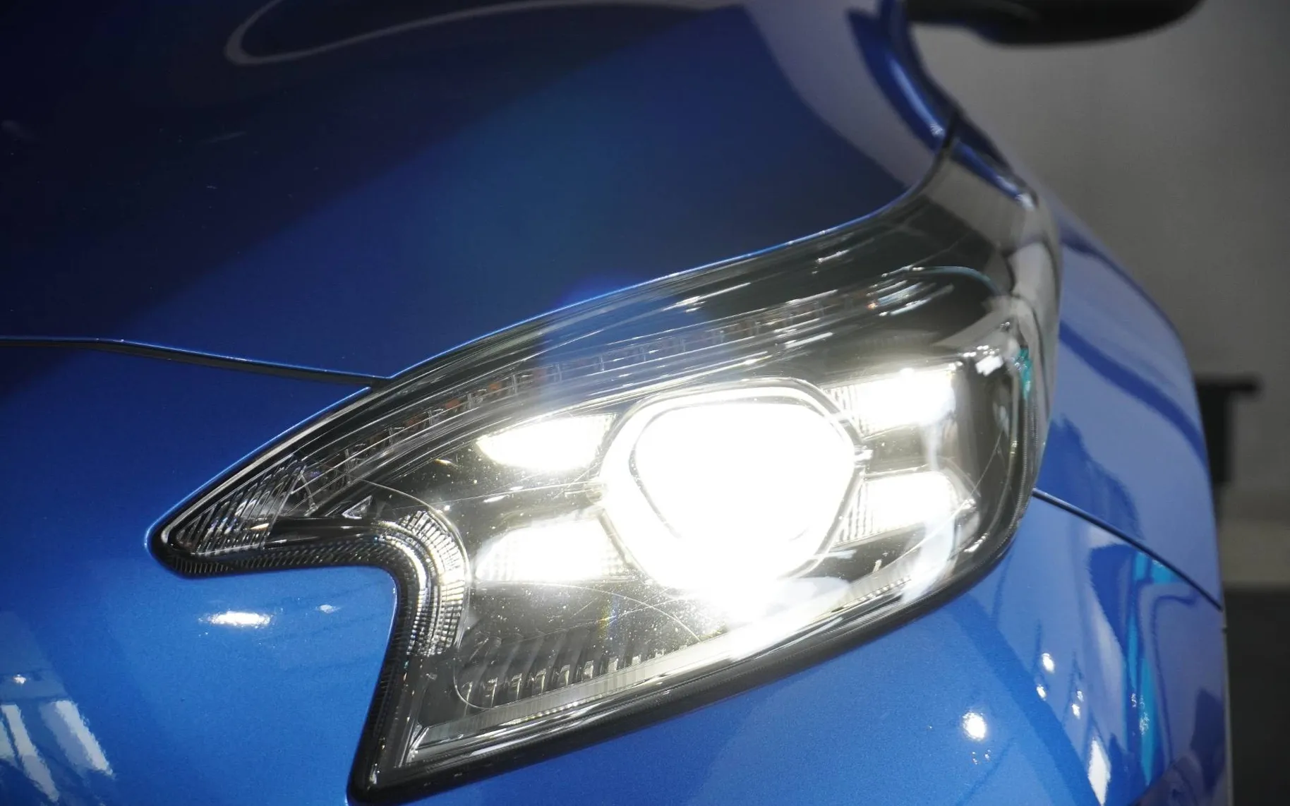 Zunanja slika - KIA XCeed - 1.5 T-GDI EX Way ISG DCT 1.LAT+SLO+TOP - 7