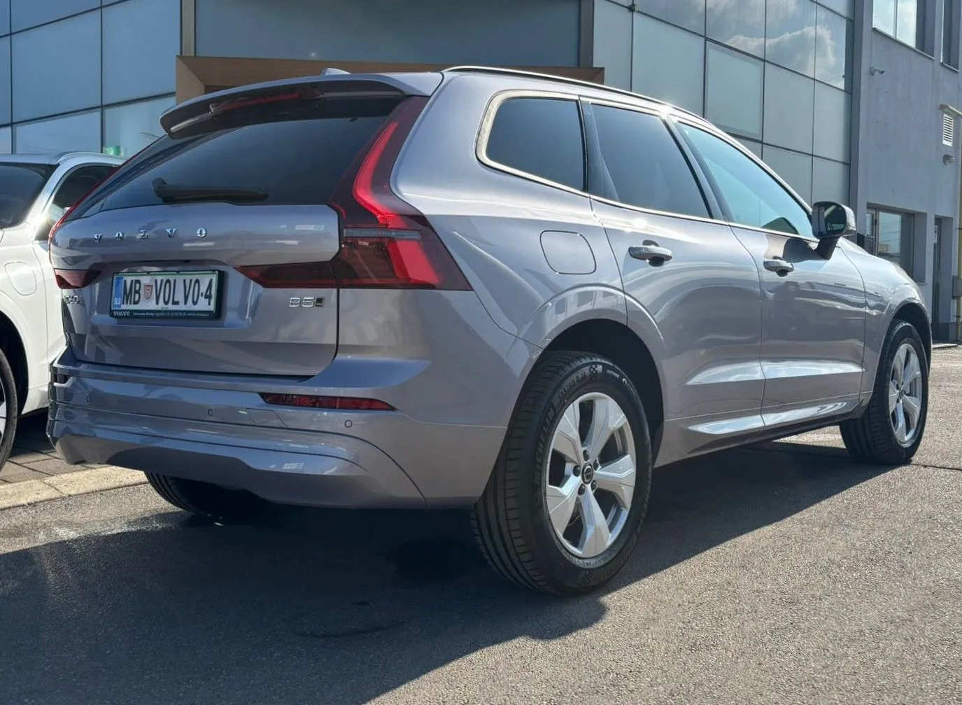 Zunanja slika - Volvo XC60 - B5 AWD Mild hybrid Petrol - 4