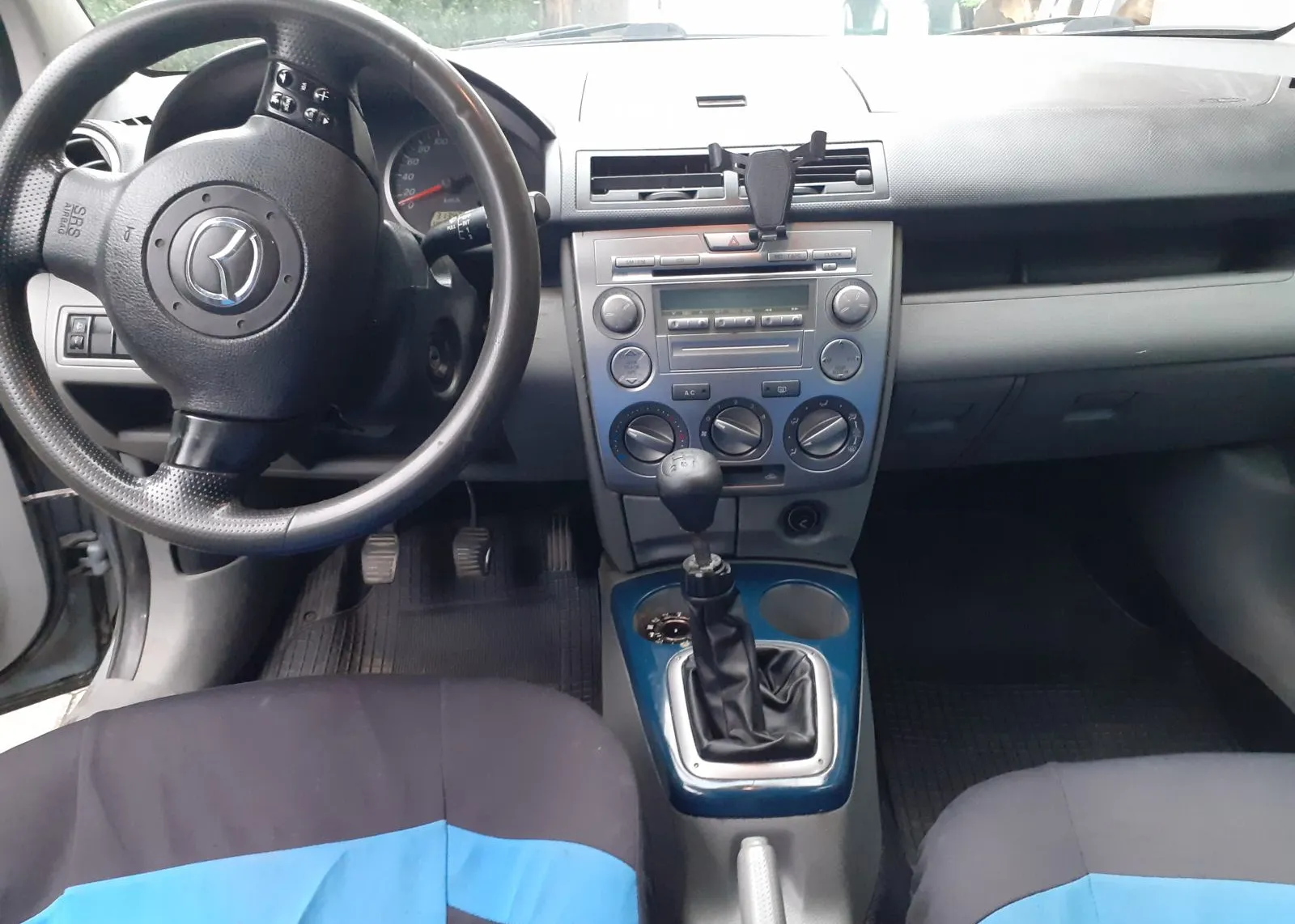 Notranja slika - Mazda Mazda2 - Mazda 2 DIZEL 1,4 - 4