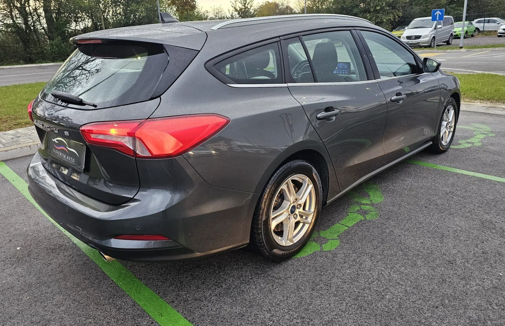 Zunanja slika - Ford Focus - Karavan 1.5 120|LED|AC|NAVI|ASSIS|Wirtual|ALU|BT - 4