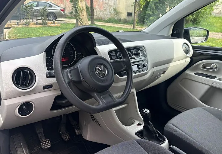 Zunanja slika - Volkswagen up! - 1.0 move up - VELIK SERVIS - 9