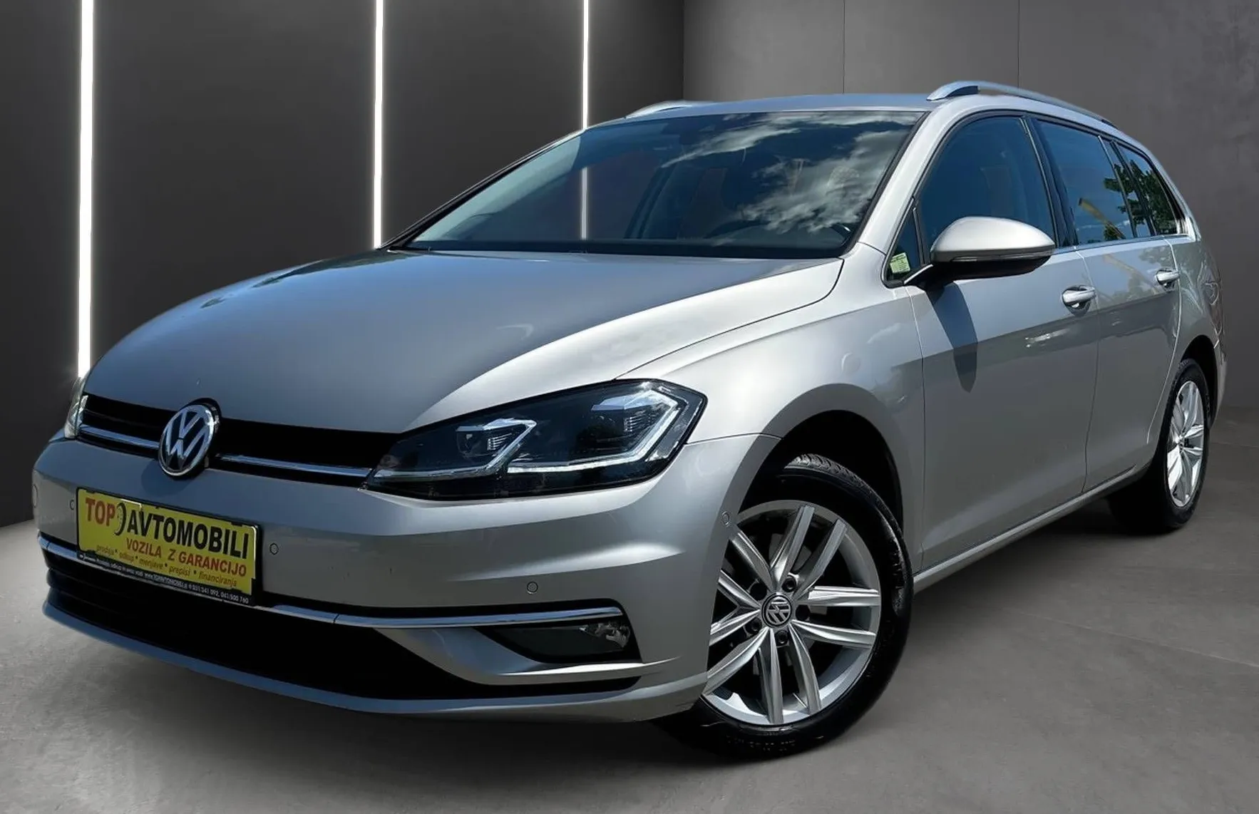 Zunanja slika - VW Golf - Variant 1.6 TDI FUL LED ACC NAVI LINE ASIST MRTVI KOTI KAM - 1