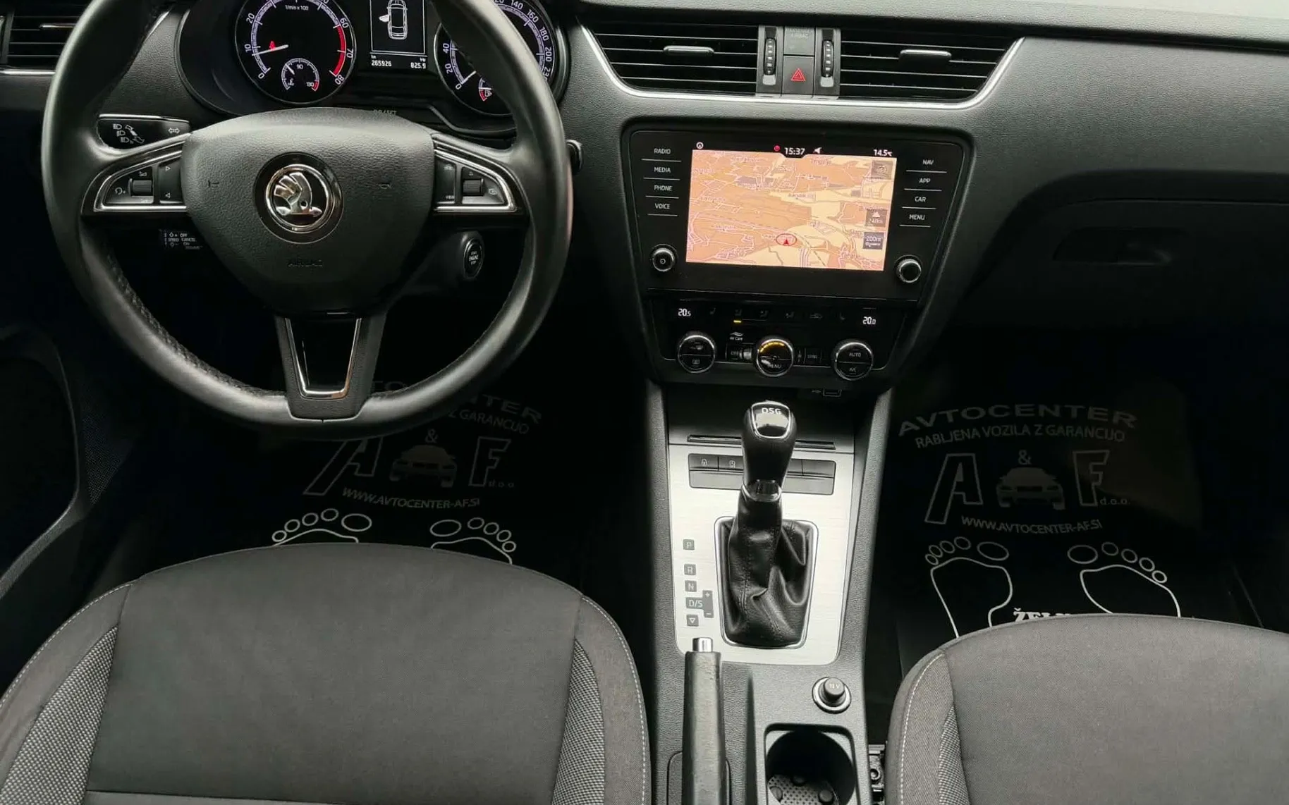 Notranja slika - Škoda Octavia - 1.5 TSI-DSG-FUL LED-NAVI-LIZING ZA TUJCE-KEYLES-.. - 10
