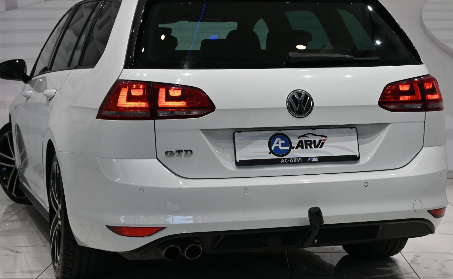 Zunanja slika - Volkswagen Golf - Variant 2.0 GTD BMT DSG - 6