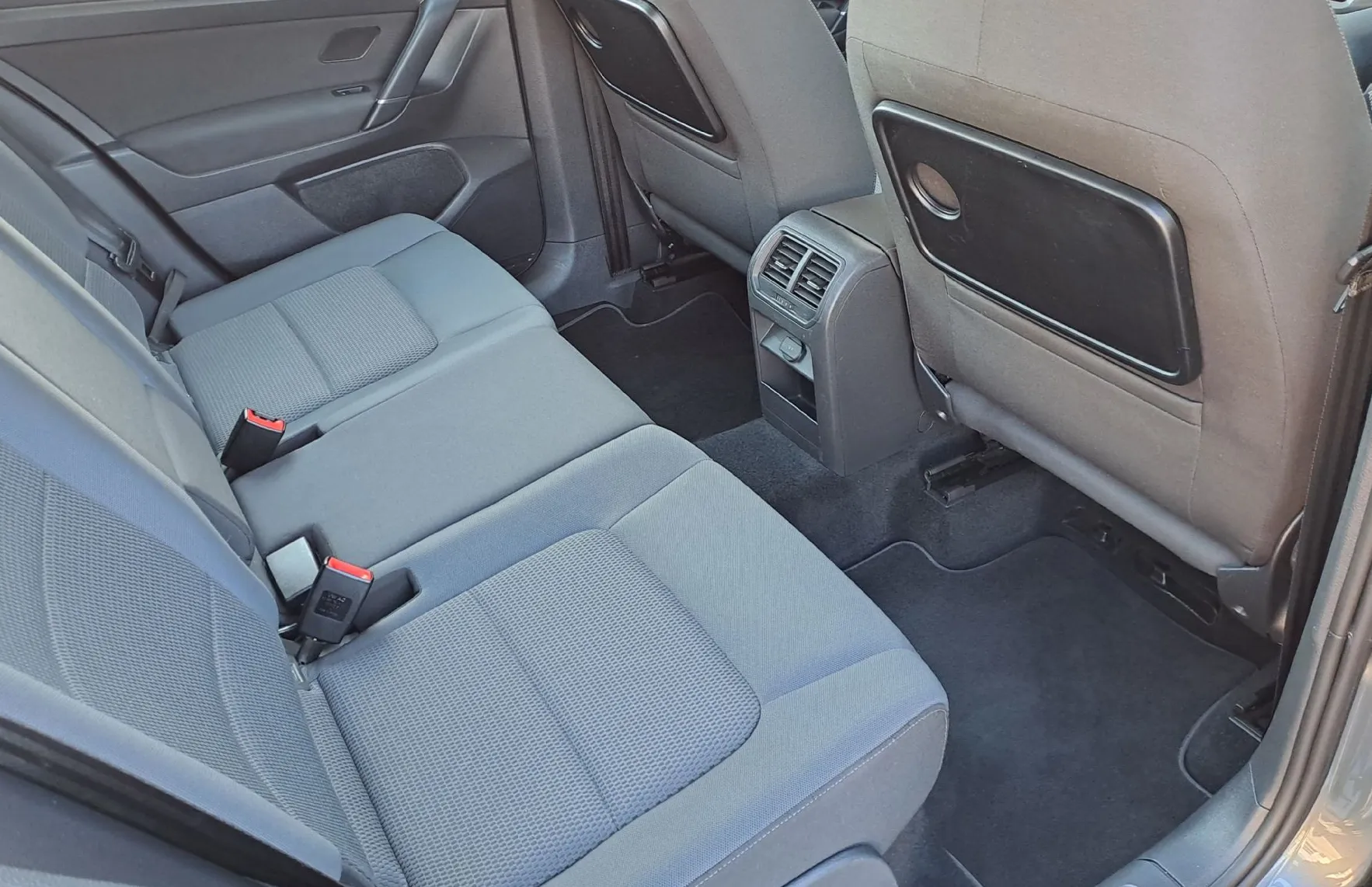 Zunanja slika - Volkswagen Golf - Sportsvan 1.6 TDI Comfortline - 9