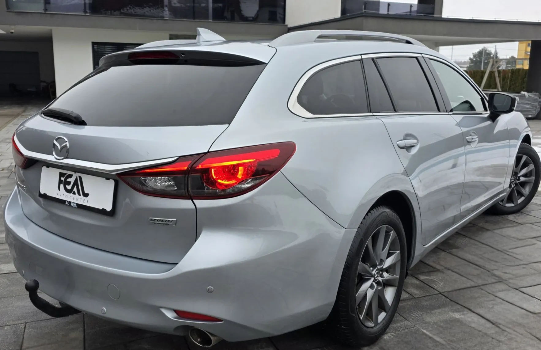 Zunanja slika - Mazda Mazda6 - 2.2CD-FACELIFT-1 LASTNIK-SERVISNA-139.000KM- - 4