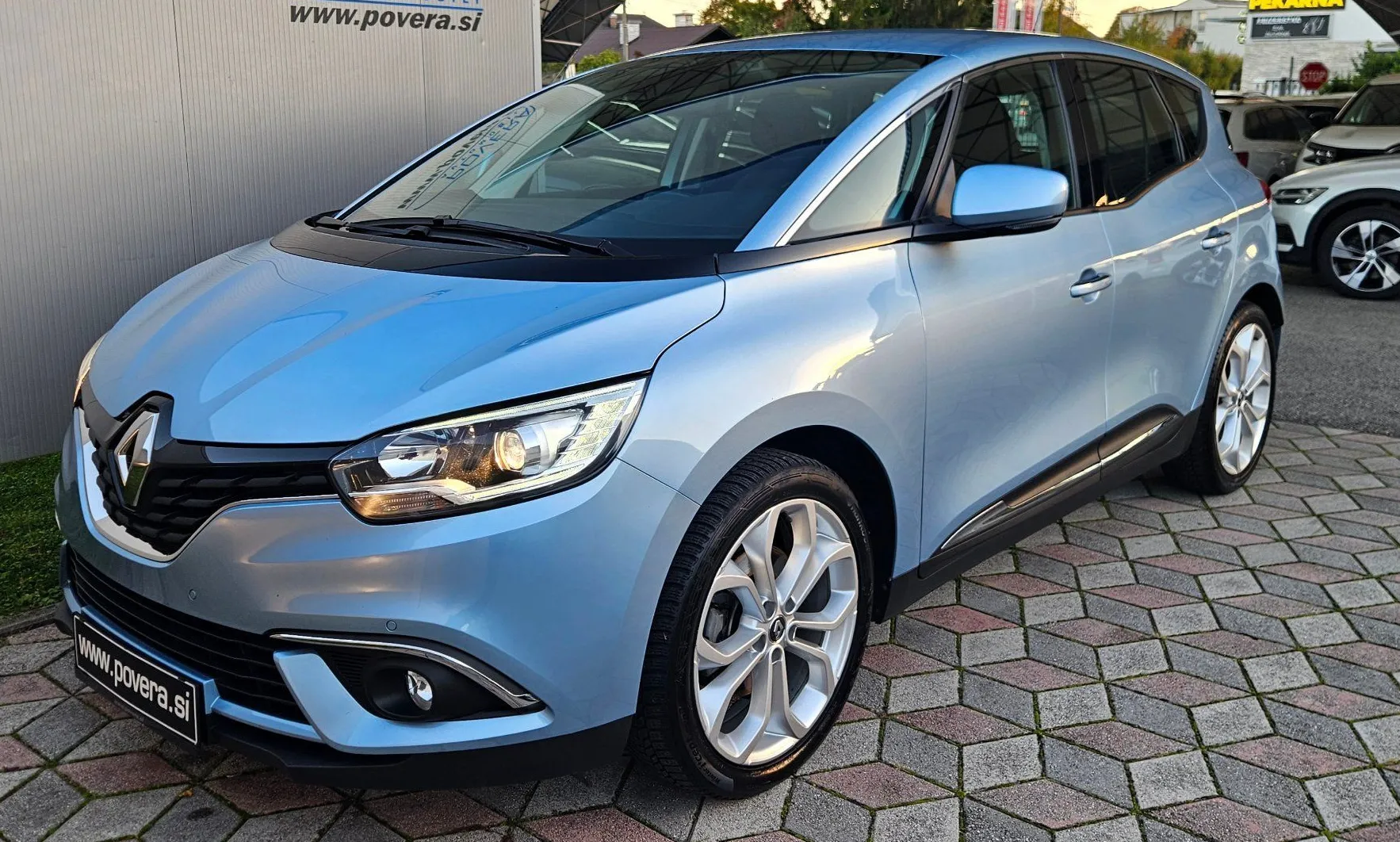 Zunanja slika - Renault Scénic - Scenic TCe 115 Zen+SLO poreklo+20 Col+ Priklop - 3