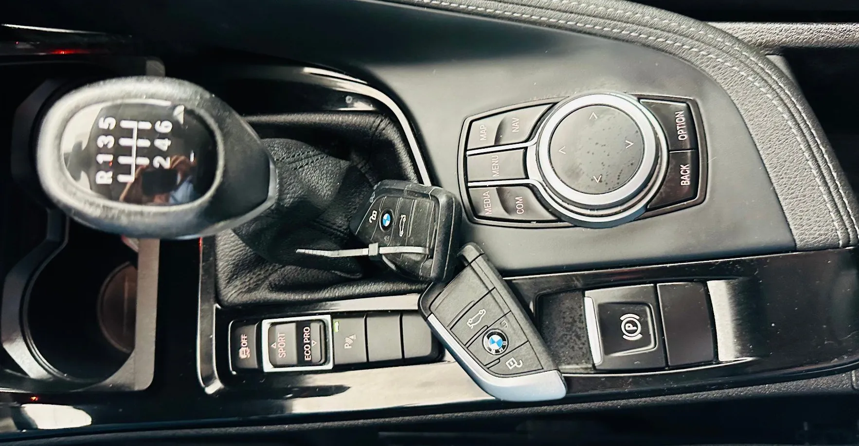 Zunanja slika - BMW X2 - serija :  sDrive18i.LED.NAVI.PDC.. - 4