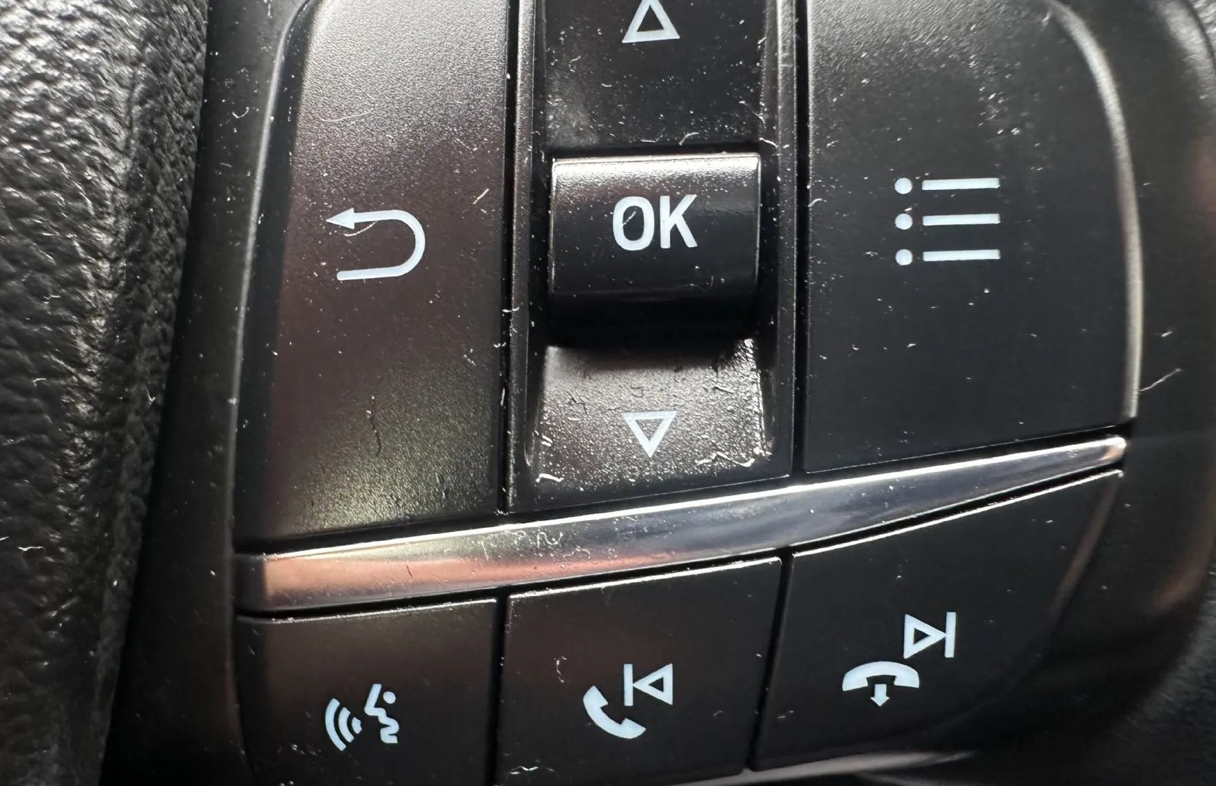 Zunanja slika - Ford Kuga - 2.5 190CV BVA6.KAMERA.NAVI.LED.ALU.2022.112 KW - 8