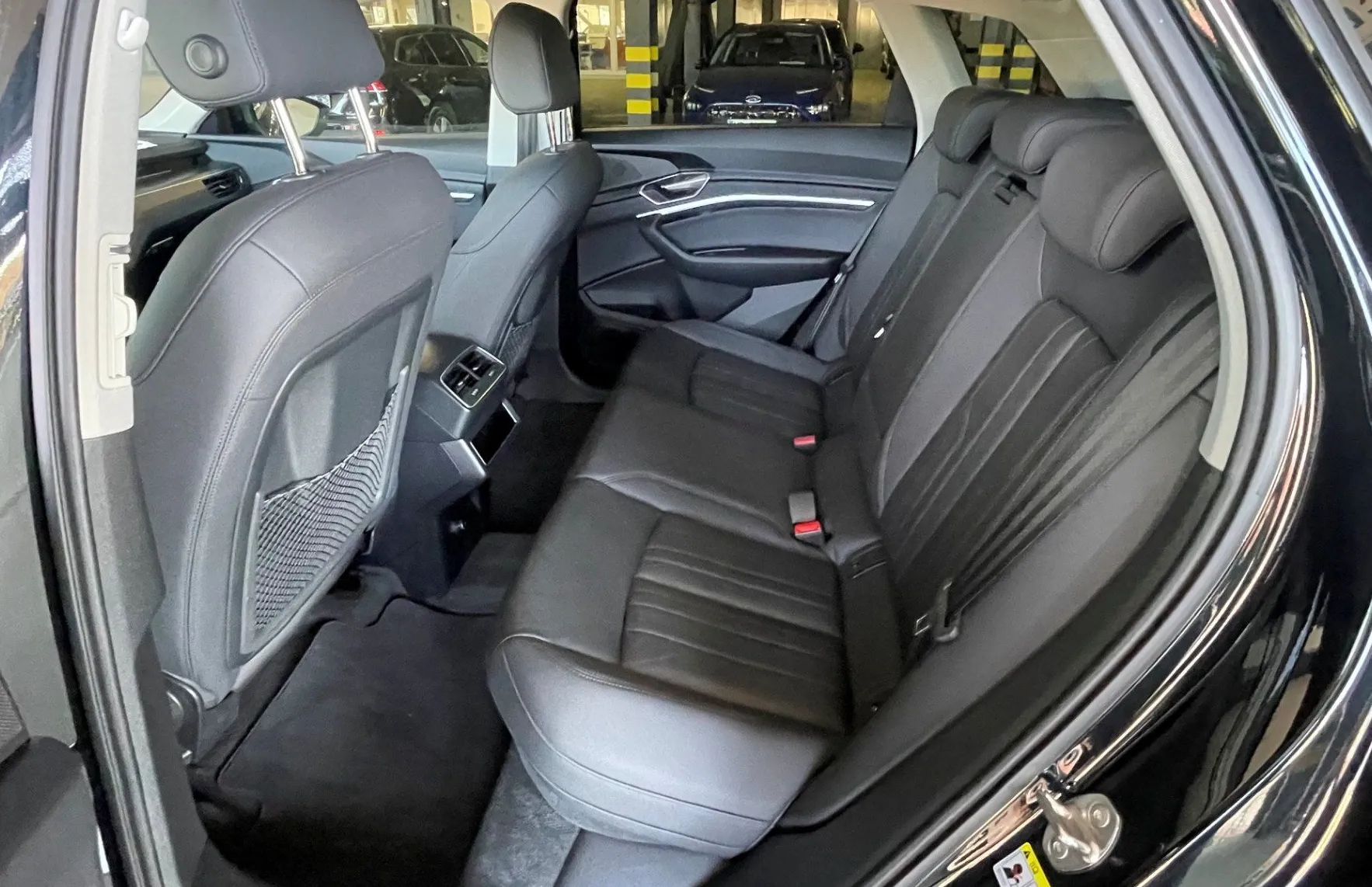Zunanja slika - Audi e-tron - 50 quattro.NEMŠKI.PANORAMA.KAMERA.LED.GRE.SE.USNJE - 17