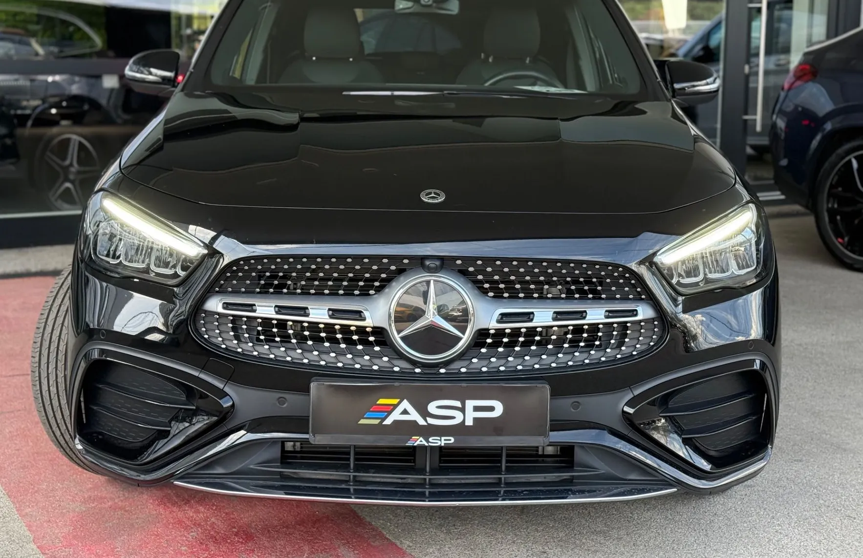 Zunanja slika - Mercedes-Benz GLA-Razred - 200d AMG Line - 2