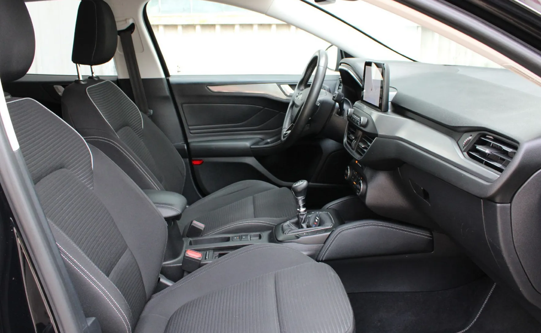 Zunanja slika - Ford Focus - 1.5 EcoBlue 88 kW TITANIUM X-VIRTUAL-KEYLESS GO - 13