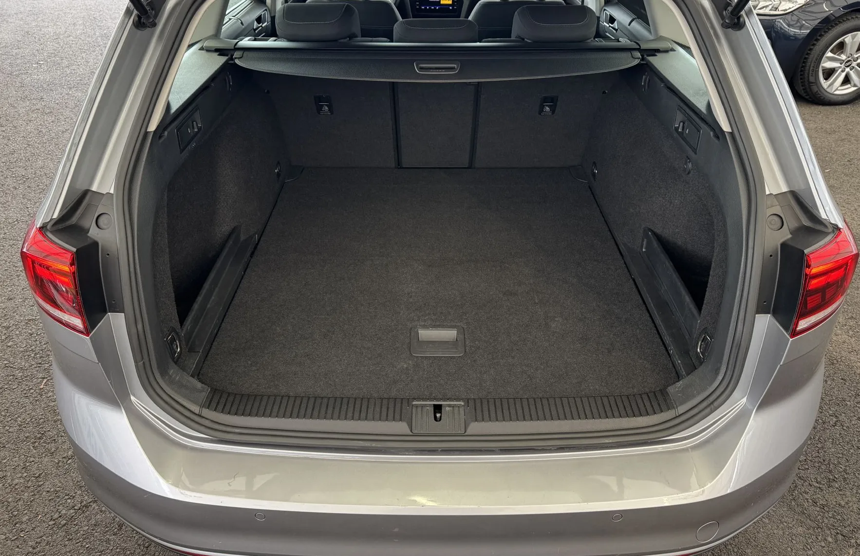 Zunanja slika - Volkswagen Passat - Variant 2.0 TDI BMT SCR Business DSG - 12