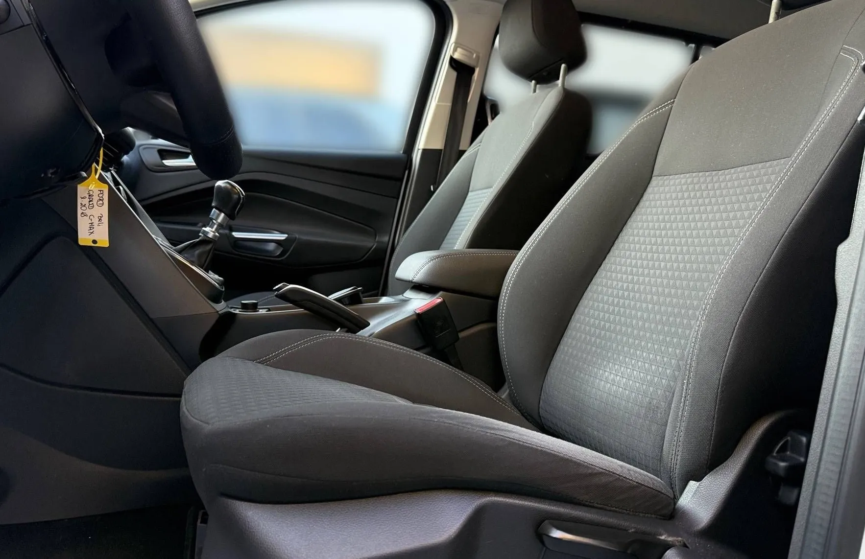 Zunanja slika - Ford Grand C-Max - 1.5 TDCi 1.LASNTIK SLO AVTO NAVI PDC - 13