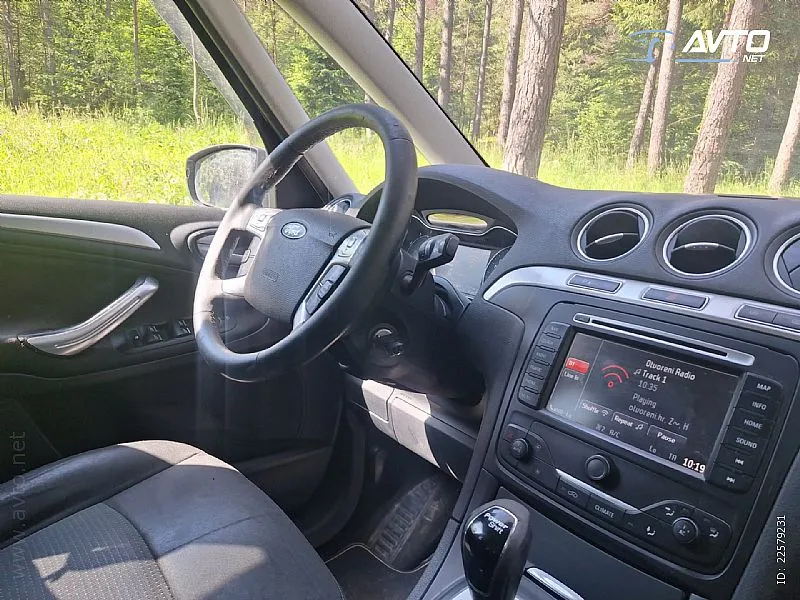 Zunanja slika - Ford Galaxy - 2.0 TDCi AVT. • KLJUKA • NAVI • OGREVANO STEKLO • - 5