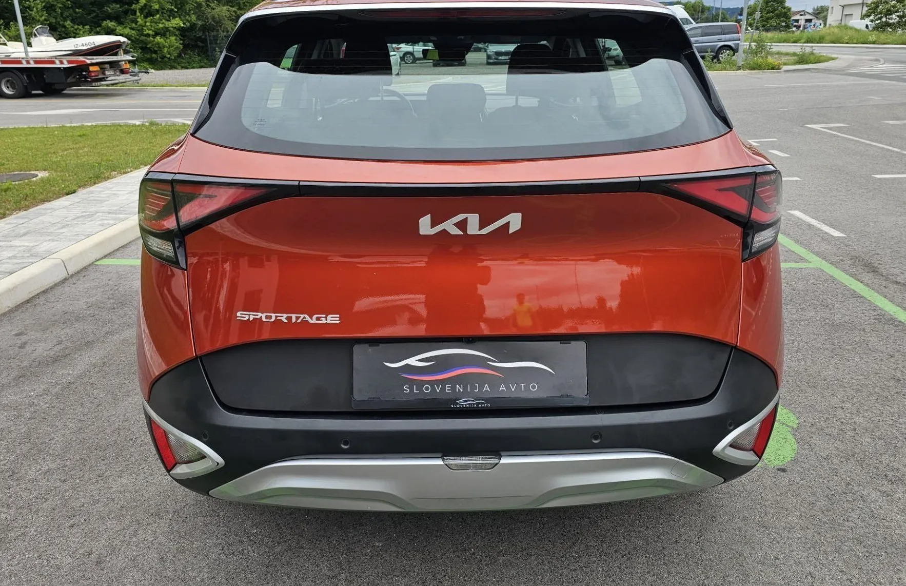 Zunanja slika - KIA Sportage - 1.6CRDi StyleDCT|fuLED|AC|kamera|NAVI|ASSIS|63tKM - 5