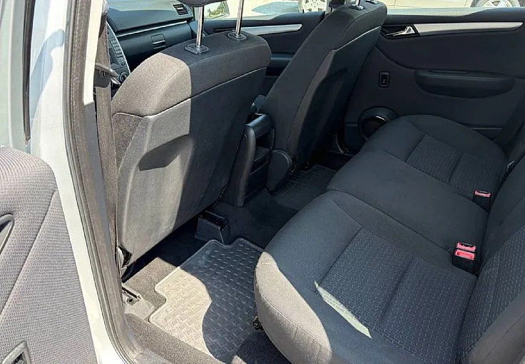 Zunanja slika - Mercedes-Benz B-Razred - B 180 CDI LEPO OHRANJEN - 12