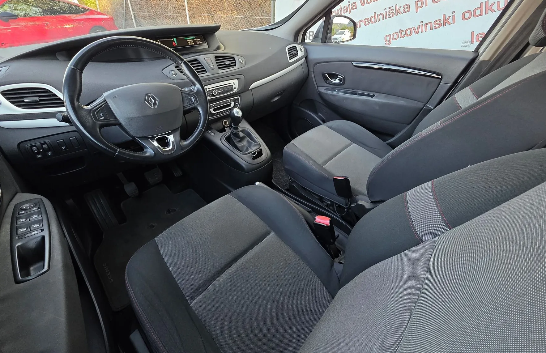 Zunanja slika - Renault Scénic - Scenic dCi 110 Dynamique KLIMA-SLOVENSKI-1.LASTNIK - 10