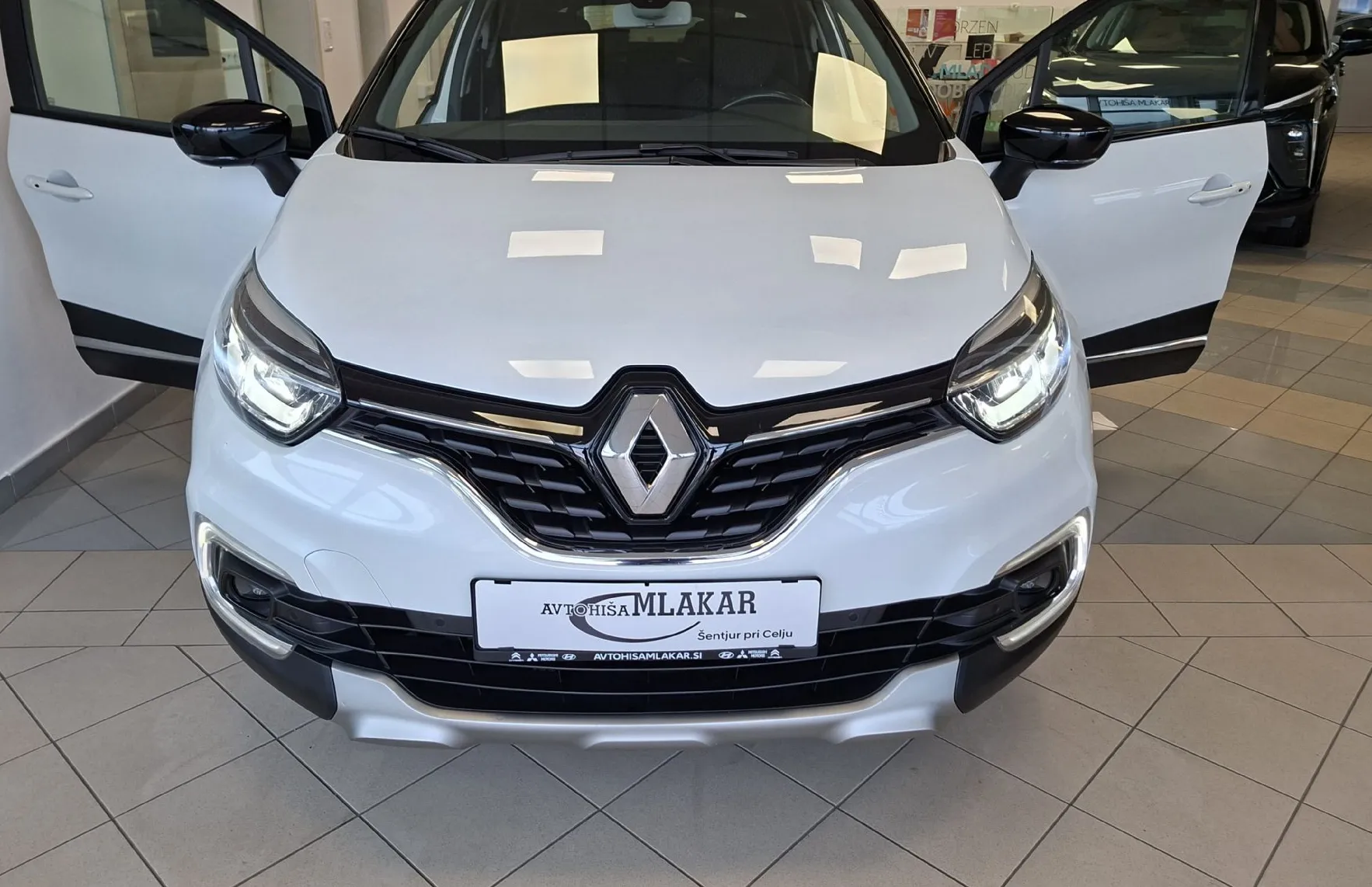 Zunanja slika - Renault Captur - Intens dCi 90-SLO-LED-NAVI-KAMERA-2X PDC- - 6