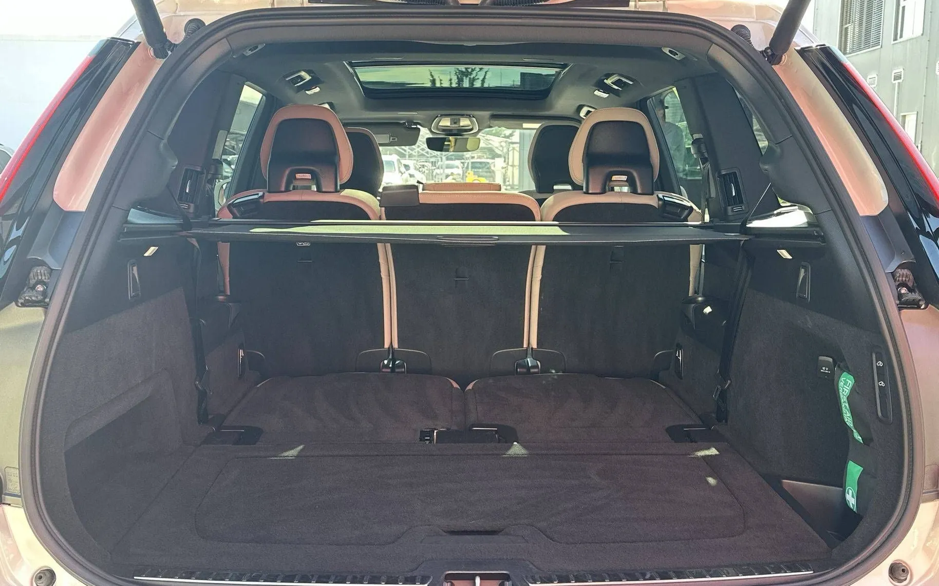 Notranja slika - Volvo XC90 - B5 AWD Plus Bright Avt. 7 sedežev - 12
