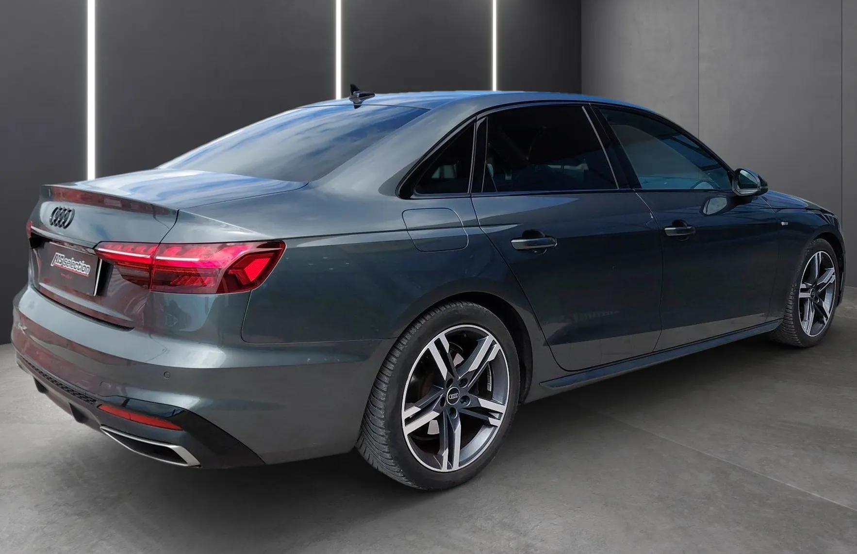 Zunanja slika - Audi A4 - 35 TFSI S tronic S Line-SLO poreklo-LED PDC-Kame.. - 3