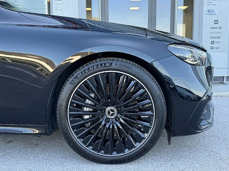 Zunanja slika - Mercedes-Benz E-Razred - 220D-AMG-LINE-DISTRONIC-PANORAMA-LED-PREMIUM-TOP - 7