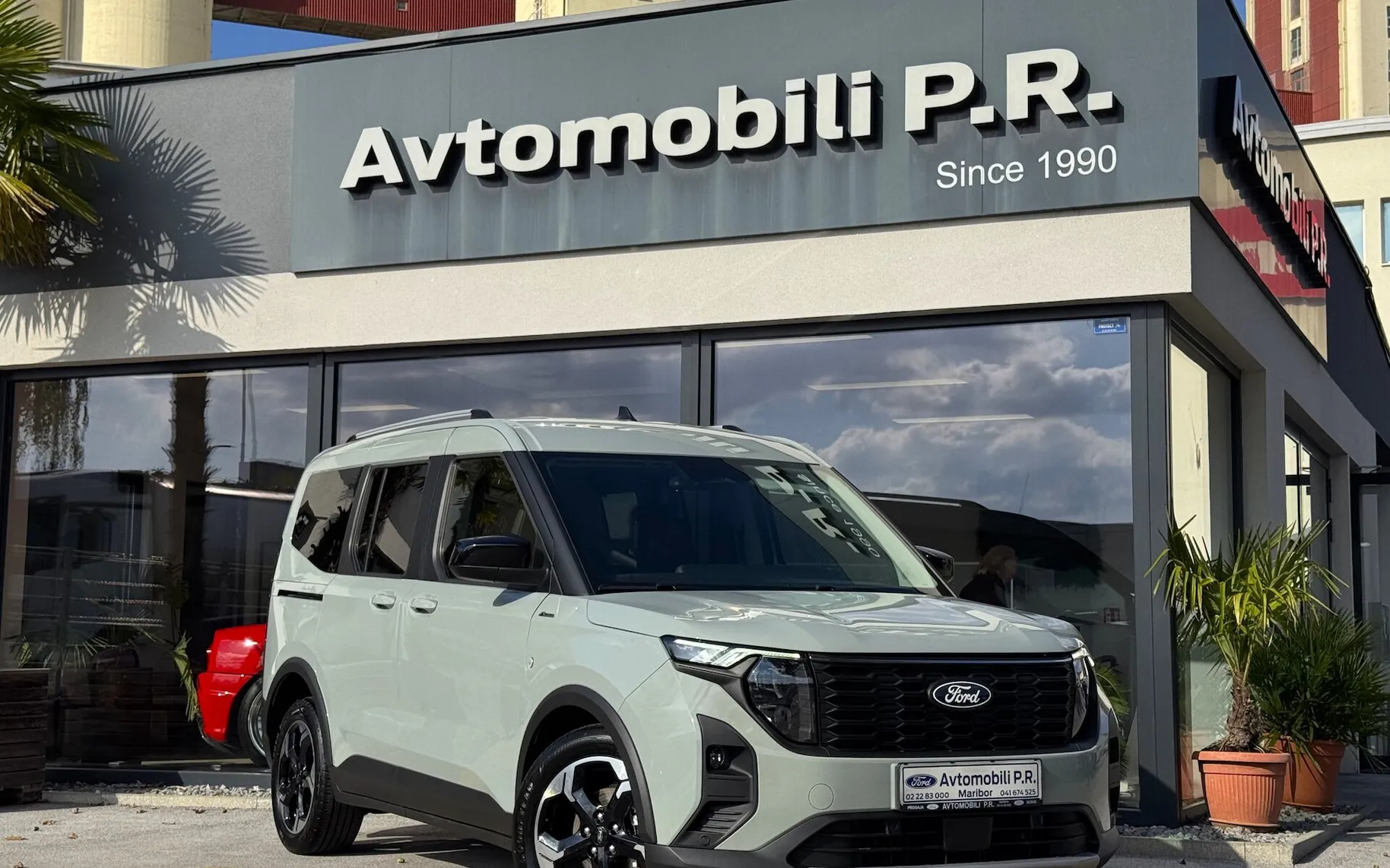 Zunanja slika - Ford Tourneo Courier - 1.0 EcoBoost ACTIVE AVT. AKTIVNI TEMPOMAT SLO - 3