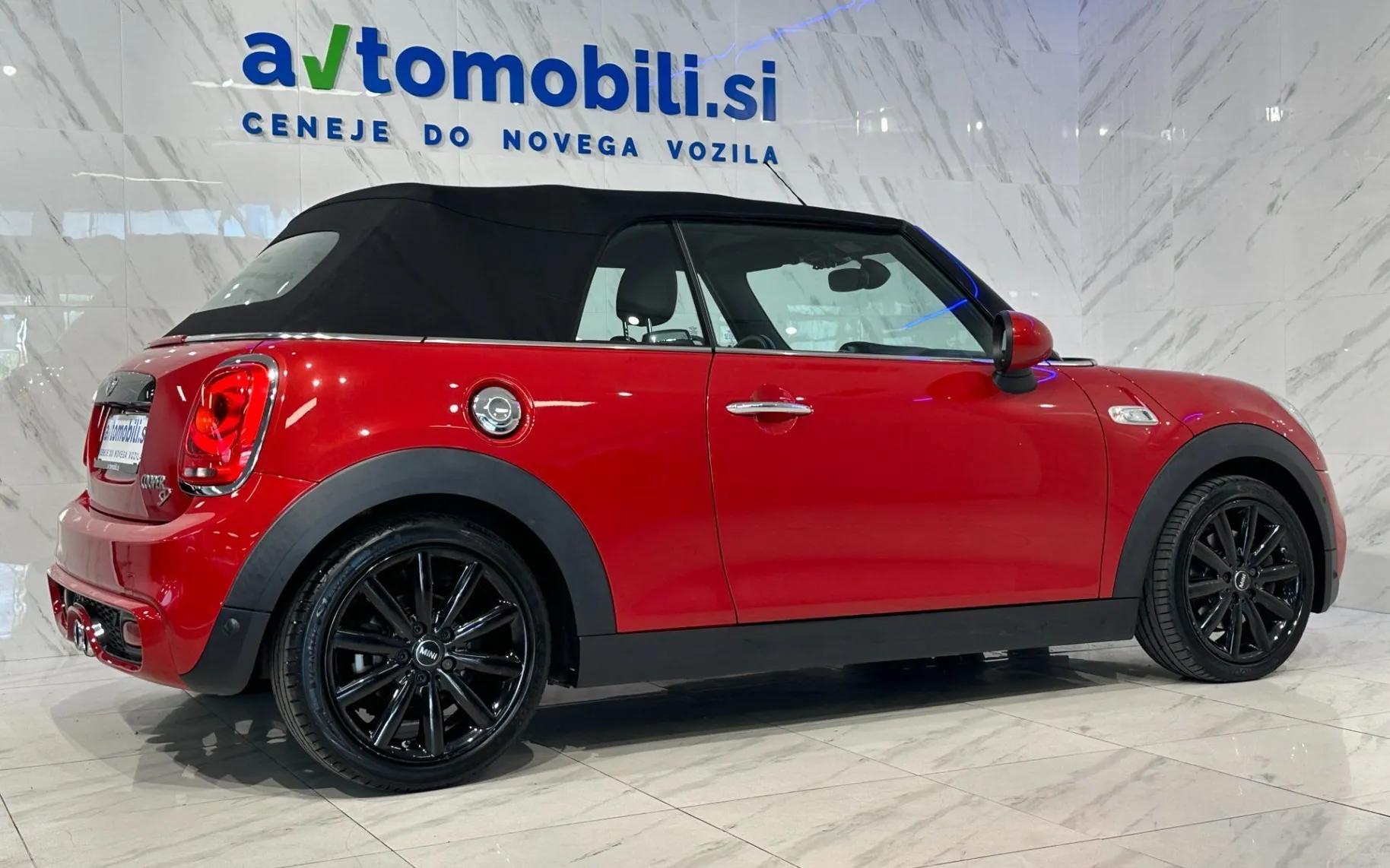 Notranja slika - MINI Cabrio - Cooper SD  Avt. ... - 7
