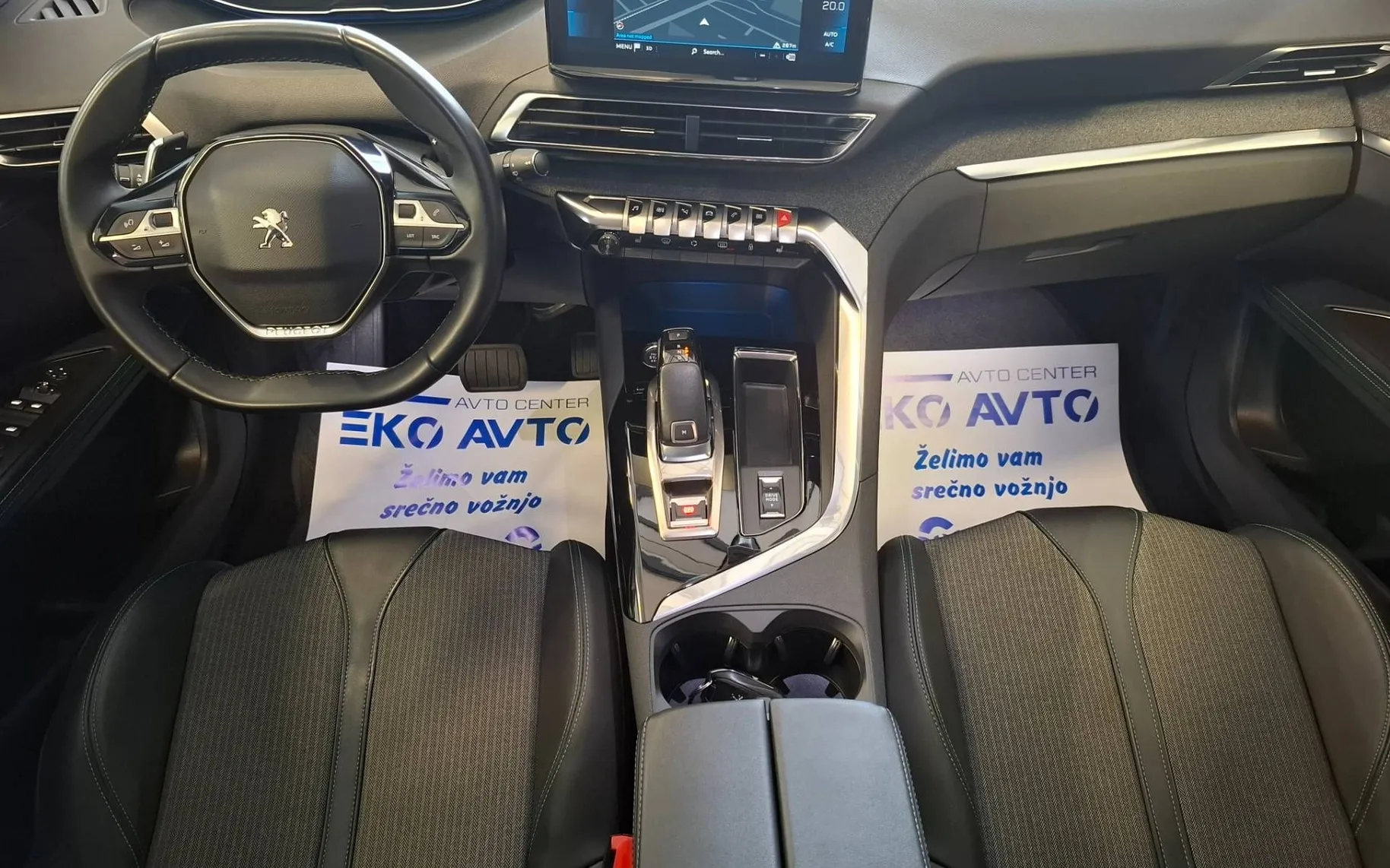 Notranja slika - Peugeot 5008 - 1.5 BLUEHDI SAMO59000KM-SLO-1LASTNIK-7SEDEŽEV-... - 11