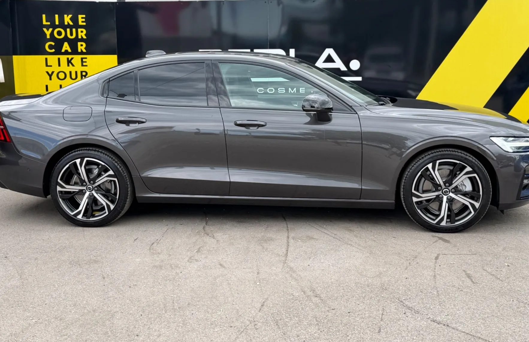Zunanja slika - Volvo S60 - B5-R Ultimate Dark 4X4 TOP OPREMA KOT NOV JAMSTVO - 4