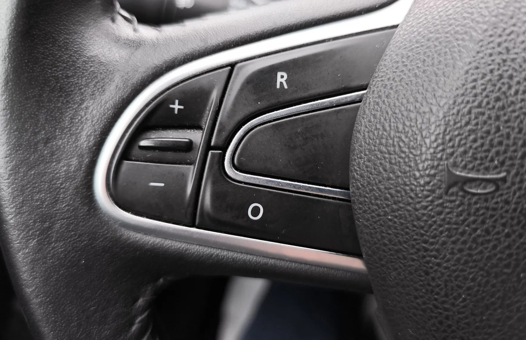 Zunanja slika - Renault Mégane - Megane Berline TCe 100 SLO POREKLO - 1.LASTNIK - 16